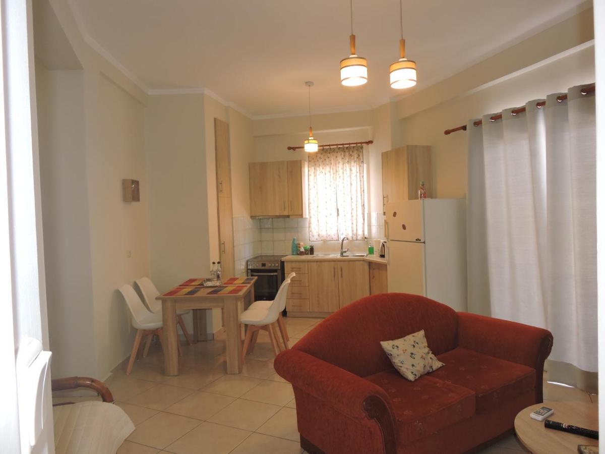 Sweet Suites Amaliada ภายนอก รูปภาพ